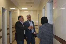 بازدید میدانی معاون درمان دانشگاه از مرکز سینا؛ تأکید بر توسعه زیرساخت‌های توانبخشی