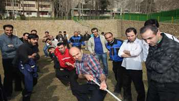 مسابقه طناب کشی