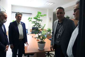 بازدید رئیس دانشگاه به مناسبت هفته دولت