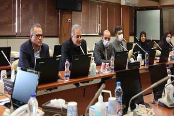 افتتاحیه درمانگاه دکتر وامقی