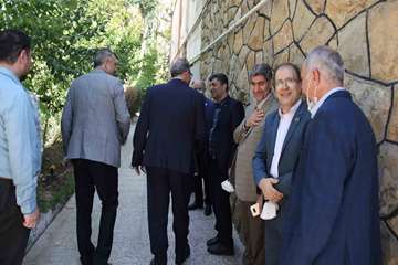 بازدید رئیس دانشگاه به مناسبت هفته دولت