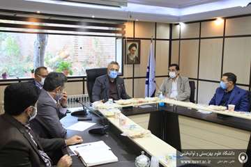 بازدید رئیس دانشگاه از بیمارستان رازی