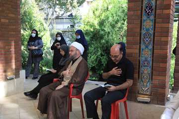 مراسم پر فیض زیارت عاشورا کنار قبور شهدای گمنام