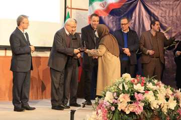 مراسم گرامی داشت هفته پژوهش