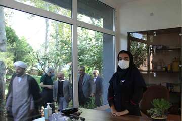 افتتاحیه درمانگاه دکتر وامقی