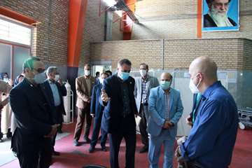 بازدید دکتر زالی از کلینیک درمان سرپایی بیماران کرونایی در مرکز روانپزشکی رازی 