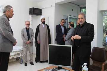 افتتاحیه درمانگاه دکتر وامقی