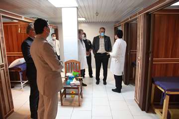 بازدید رئیس دانشگاه از بیمارستان رفیده