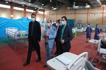 بازدید دکتر زالی از کلینیک درمان سرپایی بیماران کرونایی در مرکز روانپزشکی رازی 