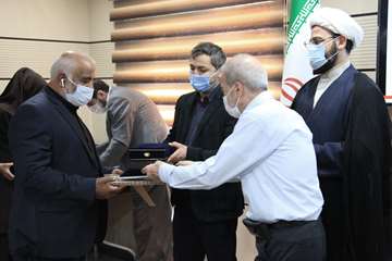 خیران حامی دانشگاه علوم توانبخشی و سلامت اجتماعی مورد تقدیر قرار گرفتند