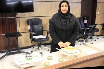 جشنواره غذاهای ایرانی با طعم و بوی دهه فجر 