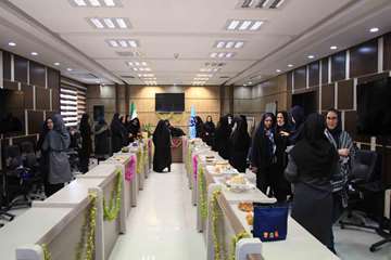 جشنواره غذاهای ایرانی با طعم و بوی دهه فجر 