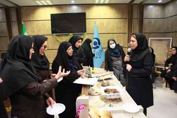 جشنواره غذاهای ایرانی با طعم و بوی دهه فجر 