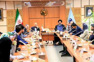 ملاقات دانشجویان بین الملل با مسئولان دانشگاه