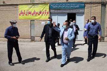 بازدید دکتر زالی از کلینیک درمان سرپایی بیماران کرونایی در مرکز روانپزشکی رازی 