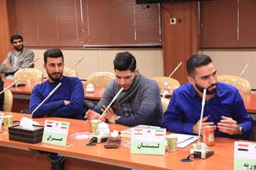 ملاقات دانشجویان بین الملل با مسئولان دانشگاه