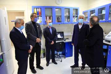 بازدید جناب آقای شهریاری از دانشگاه