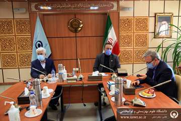 بازدید جناب آقای شهریاری از دانشگاه