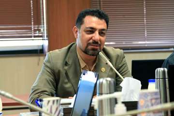 نشست رئیس دانشگاه با کارگران