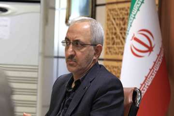 نشست رئیس دانشگاه با کارگران