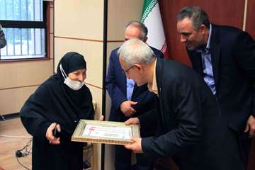 مراسم بزرگداشت استاد در دانشگاه