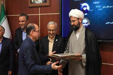 مراسم بزرگداشت استاد در دانشگاه