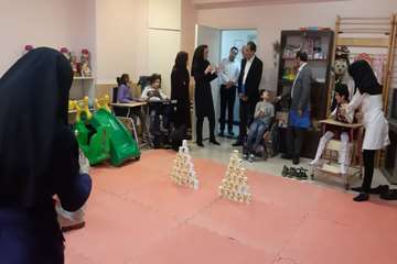 بازدید رئیس دانشگاه از مرکز توانبخشی ولیعصر