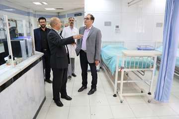 دیدار فرماندار شهرری با رئیس دانشگاه در بیمارستان رازی