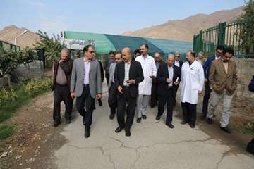 دیدار فرماندار شهرری با رئیس دانشگاه در بیمارستان رازی