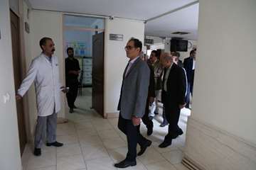 دیدار فرماندار شهرری با رئیس دانشگاه در بیمارستان رازی