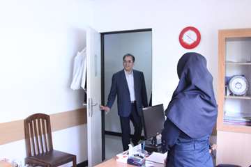 بازدید رئیس جدید دانشگاه از کارمندان