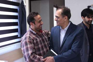 بازدید رئیس جدید دانشگاه از کارمندان