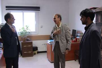 بازدید رئیس جدید دانشگاه از کارمندان