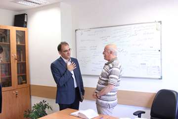 بازدید رئیس جدید دانشگاه از کارمندان