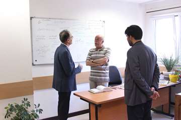 بازدید رئیس جدید دانشگاه از کارمندان