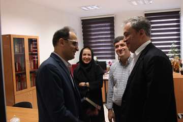 بازدید رئیس جدید دانشگاه از کارمندان