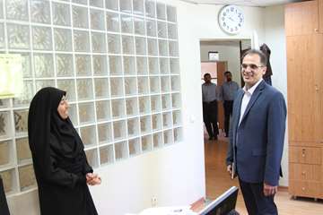 بازدید رئیس جدید دانشگاه از کارمندان