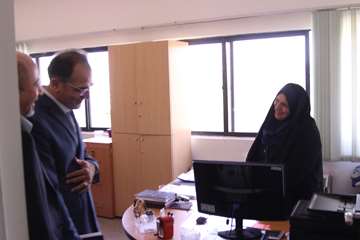 بازدید رئیس جدید دانشگاه از کارمندان