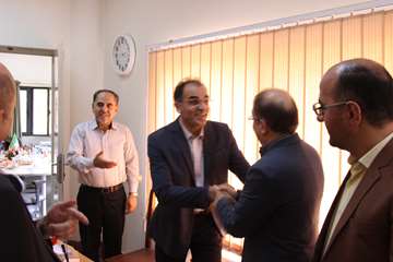 بازدید رئیس جدید دانشگاه از کارمندان