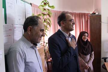 بازدید رئیس جدید دانشگاه از کارمندان