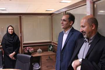 بازدید رئیس جدید دانشگاه از کارمندان