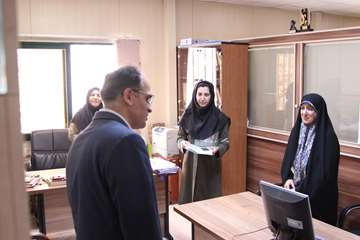 بازدید رئیس جدید دانشگاه از کارمندان