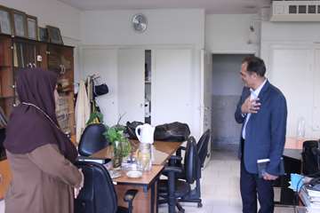 بازدید رئیس جدید دانشگاه از کارمندان