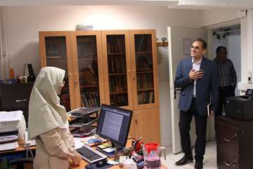 بازدید رئیس جدید دانشگاه از کارمندان