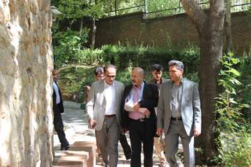 بازدید ریاست دانشگاه از خوابگاه های دانشجویی و کلاس های درس