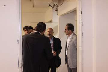 بازدید ریاست دانشگاه از خوابگاه های دانشجویی و کلاس های درس