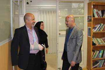 بازدید ریاست دانشگاه از خوابگاه های دانشجویی و کلاس های درس