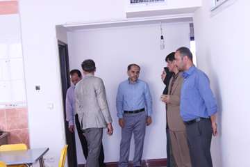 بازدید ریاست دانشگاه از خوابگاه های دانشجویی و کلاس های درس
