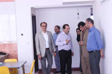 بازدید ریاست دانشگاه از خوابگاه های دانشجویی و کلاس های درس