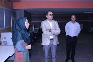 بازدید ریاست دانشگاه از خوابگاه های دانشجویی و کلاس های درس